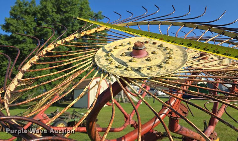 image for item EF1769 New Holland hay rake