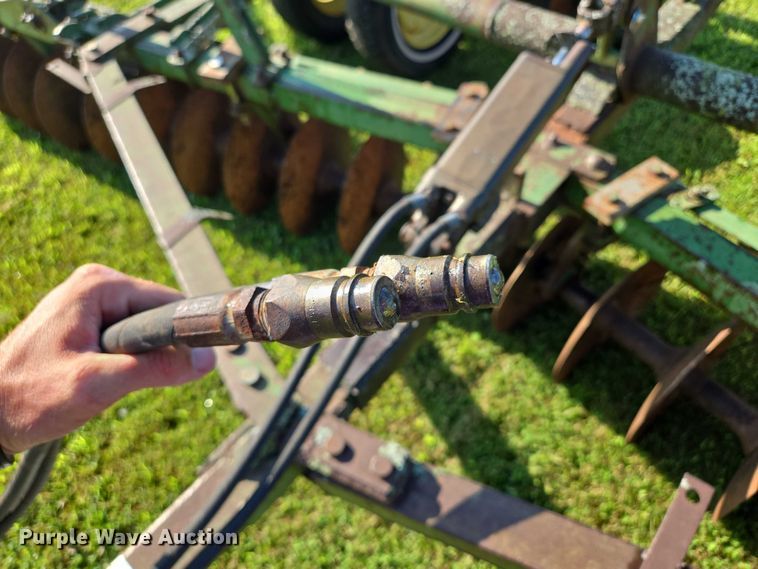 image for item EF1770 John Deere BW double off-set disk