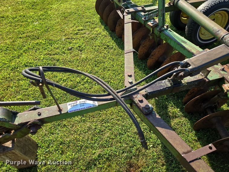 image for item EF1770 John Deere BW double off-set disk