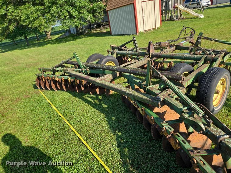 image for item EF1770 John Deere BW double off-set disk