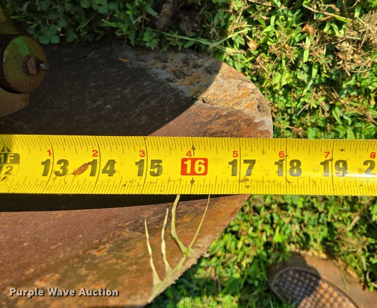 image for item EF1770 John Deere BW double off-set disk