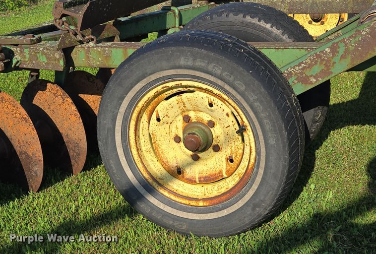 image for item EF1770 John Deere BW double off-set disk