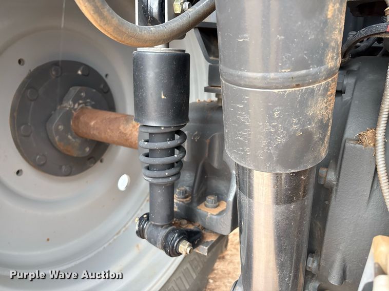 image for item EL2165 2016 Massey Ferguson 7720 MFWD tractor