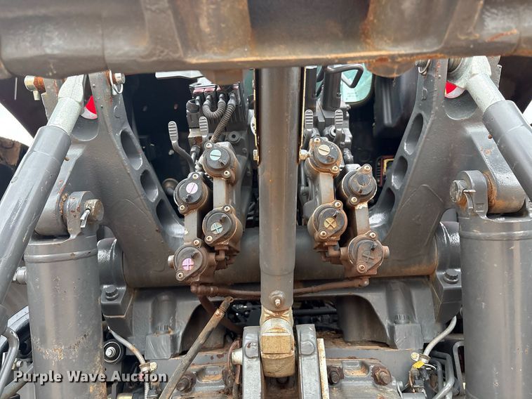 image for item EL2165 2016 Massey Ferguson 7720 MFWD tractor