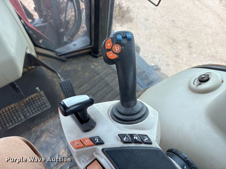 image for item EL2165 2016 Massey Ferguson 7720 MFWD tractor