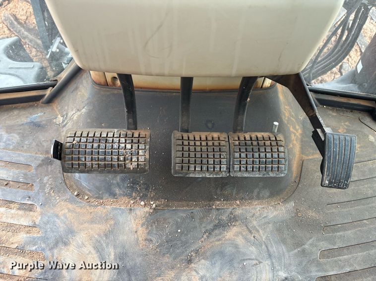 image for item EL2165 2016 Massey Ferguson 7720 MFWD tractor