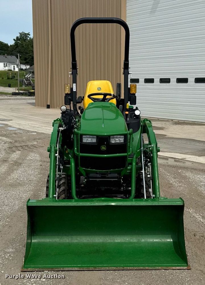 image for item EM2117 2023 John Deere 2025R MFWD tractor