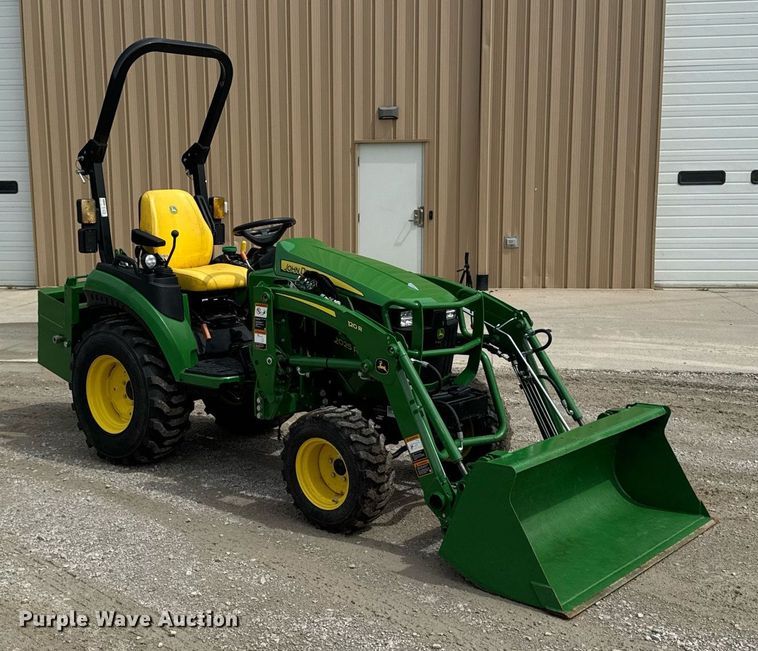image for item EM2117 2023 John Deere 2025R MFWD tractor