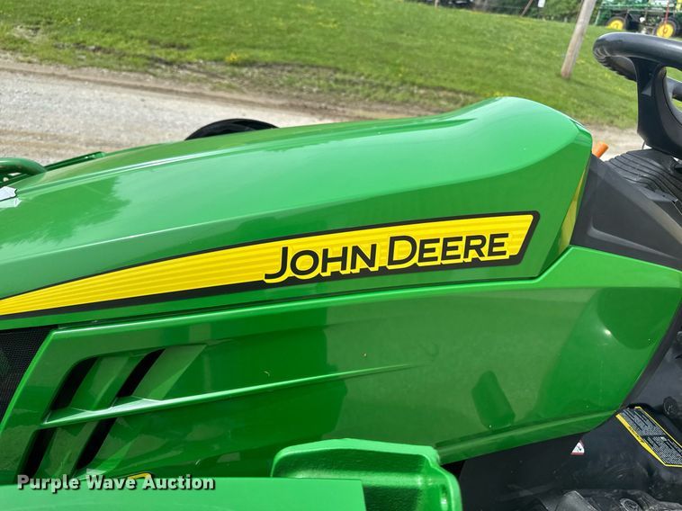 image for item EM2117 2023 John Deere 2025R MFWD tractor
