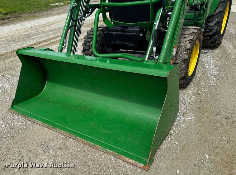 image for item EM2117 2023 John Deere 2025R MFWD tractor