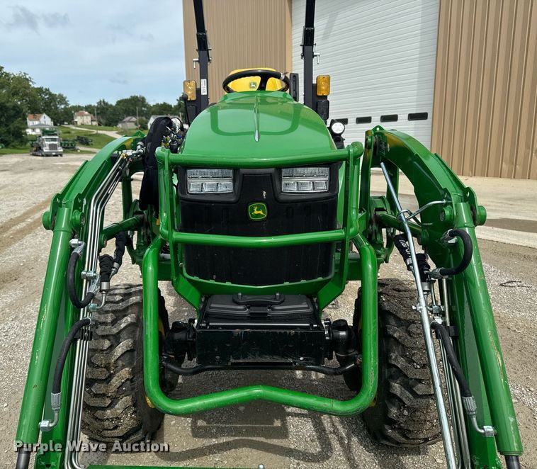 image for item EM2117 2023 John Deere 2025R MFWD tractor