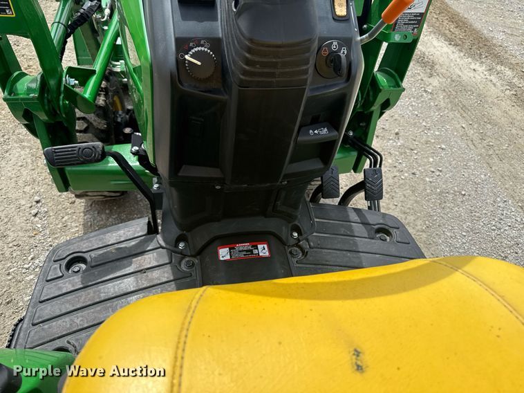 image for item EM2117 2023 John Deere 2025R MFWD tractor