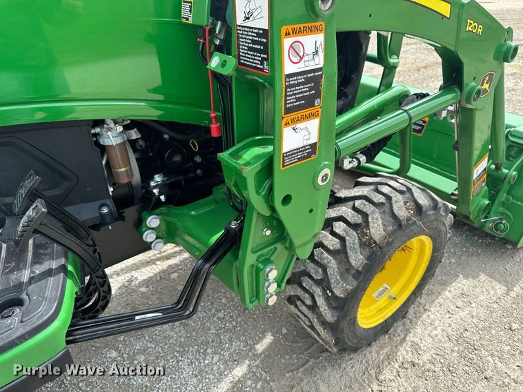 image for item EM2117 2023 John Deere 2025R MFWD tractor