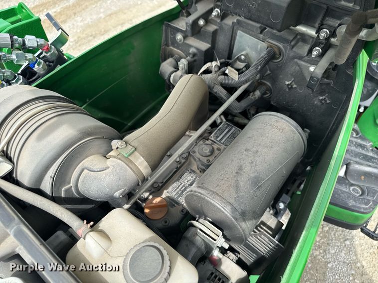 image for item EM2117 2023 John Deere 2025R MFWD tractor