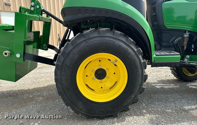 image for item EM2117 2023 John Deere 2025R MFWD tractor