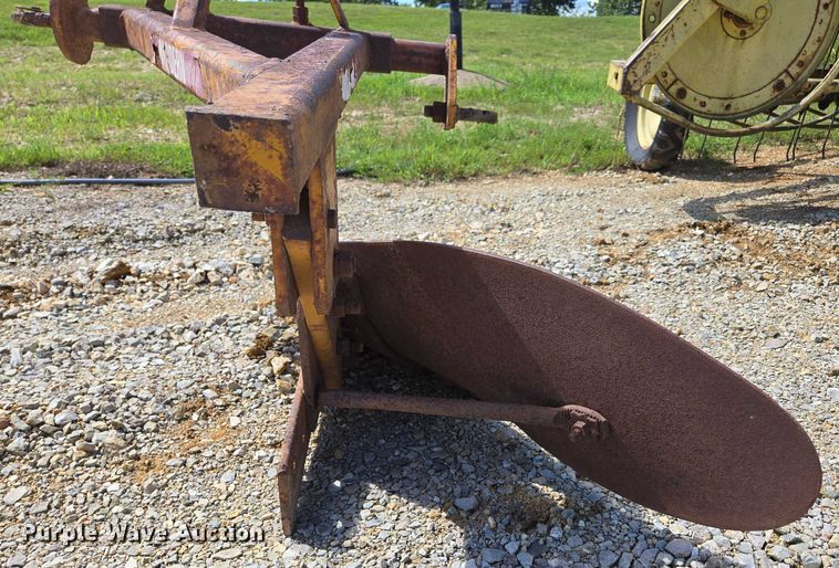 image for item EN2015 Modern Way single bottom plow