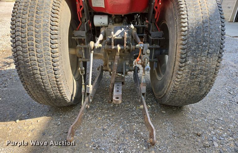 image for item EN3655 1994 Massey Ferguson 1260 MFWD tractor