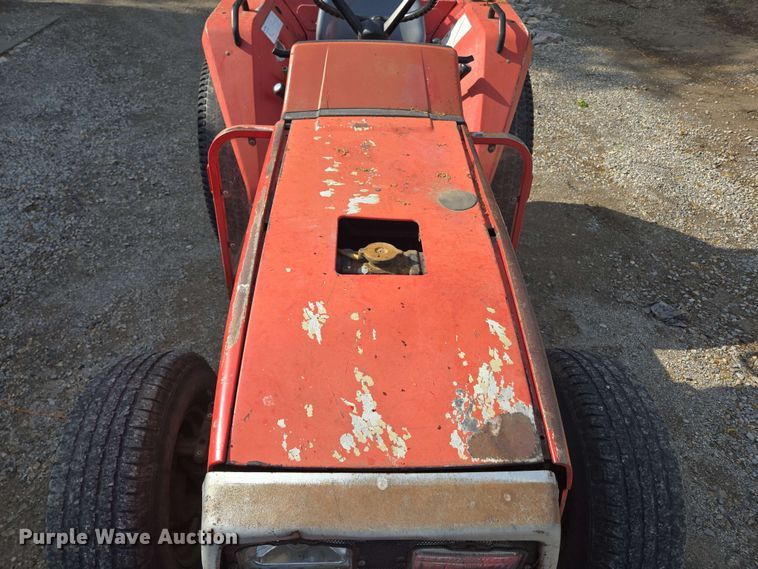 image for item EN3655 1994 Massey Ferguson 1260 MFWD tractor