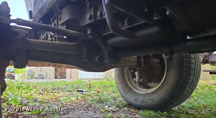 image for item EN3655 1994 Massey Ferguson 1260 MFWD tractor