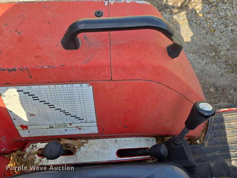 image for item EN3655 1994 Massey Ferguson 1260 MFWD tractor