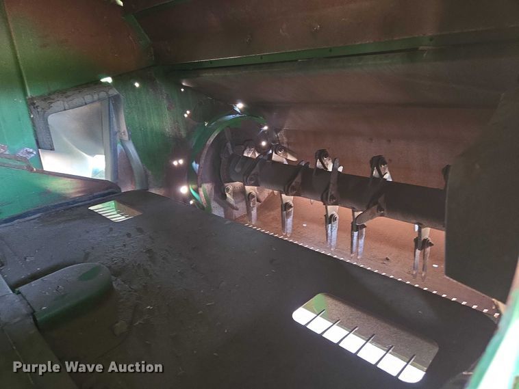 image for item EN8220 2009 John Deere 9870 STS combine