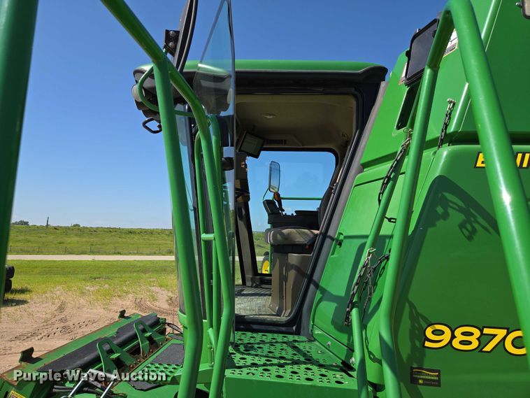 image for item EN8220 2009 John Deere 9870 STS combine