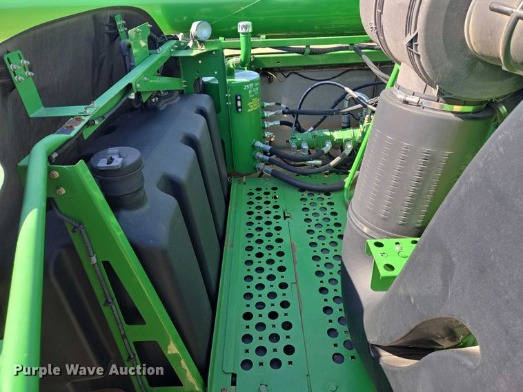 image for item EN8220 2009 John Deere 9870 STS combine