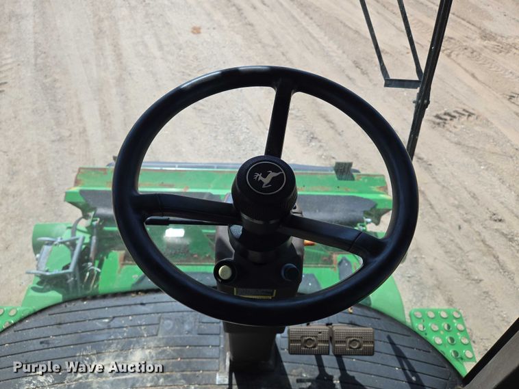 image for item EN8220 2009 John Deere 9870 STS combine