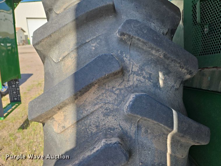 image for item EN8220 2009 John Deere 9870 STS combine