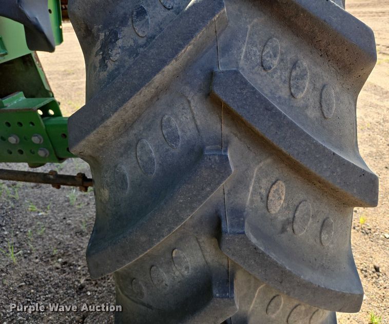 image for item EN8220 2009 John Deere 9870 STS combine