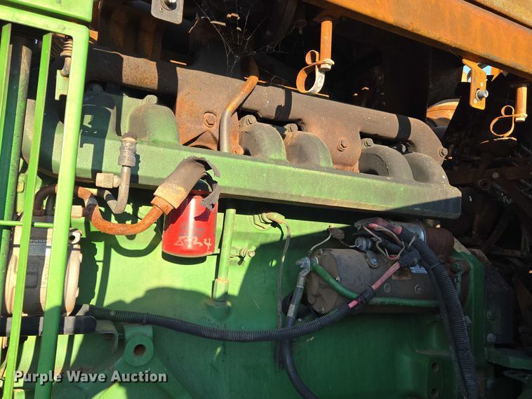 image for item EN8246 1996 John Deere 8770 4WD tractor