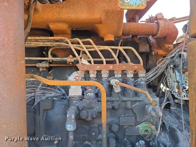 image for item EN8246 1996 John Deere 8770 4WD tractor