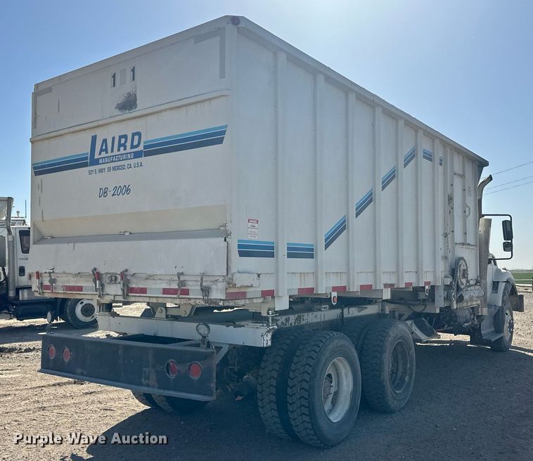 image for item EQ4589 2018 International 7400 feed mixer truck