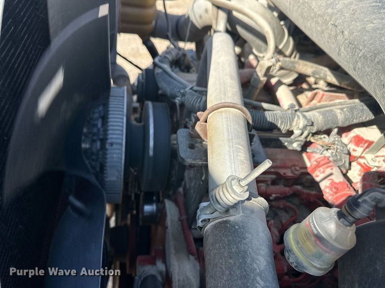 image for item EQ4589 2018 International 7400 feed mixer truck