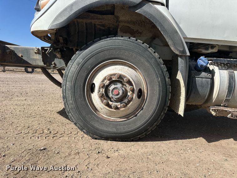 image for item EQ4589 2018 International 7400 feed mixer truck