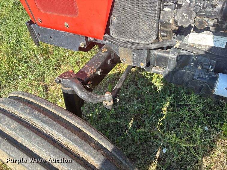image for item ER2119 2006 Massey Ferguson 596 tractor