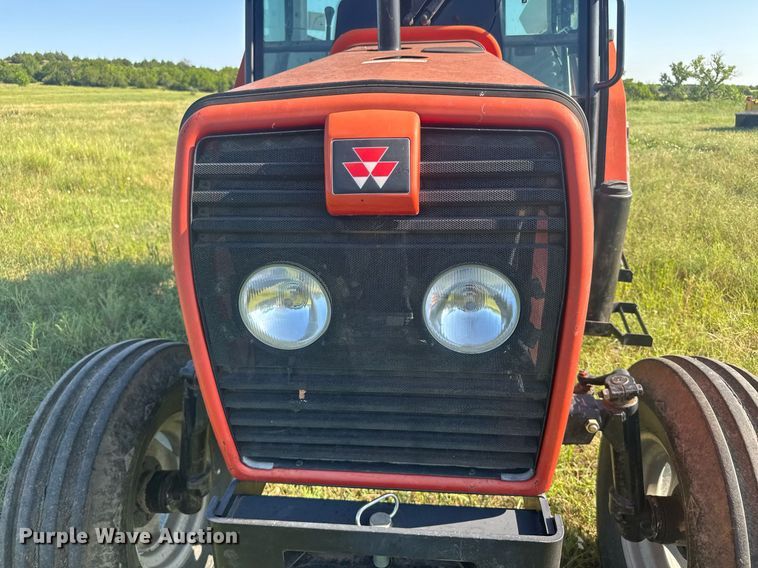 image for item ER2119 2006 Massey Ferguson 596 tractor