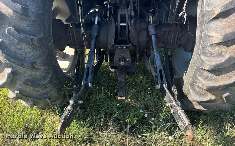 image for item ER2119 2006 Massey Ferguson 596 tractor