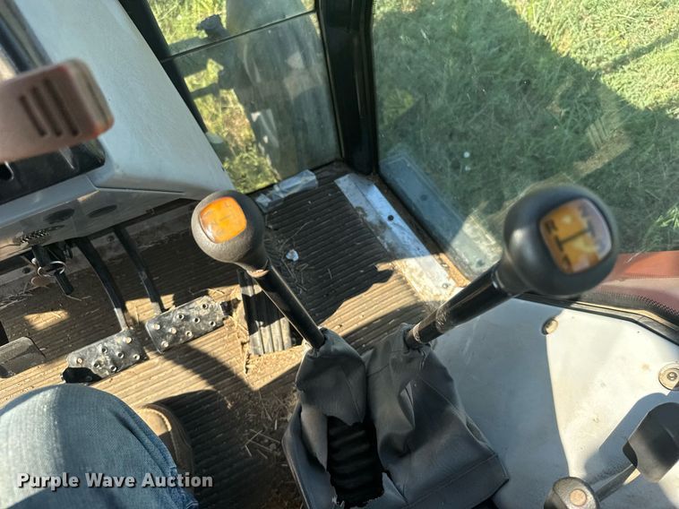 image for item ER2119 2006 Massey Ferguson 596 tractor