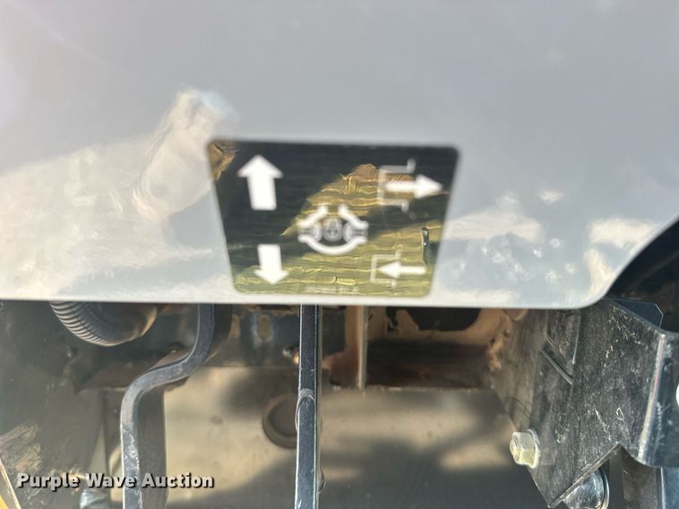 image for item ER2119 2006 Massey Ferguson 596 tractor