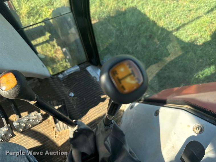 image for item ER2119 2006 Massey Ferguson 596 tractor