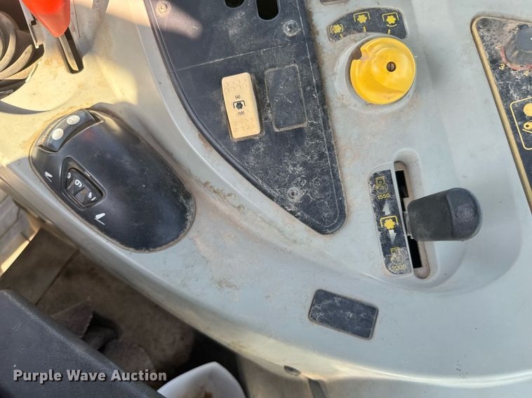 image for item ER2120 Massey Ferguson 5455 MFWD tractor