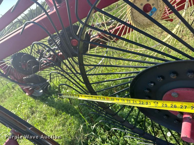 image for item ER2122 Case IH WRX301 hay rake