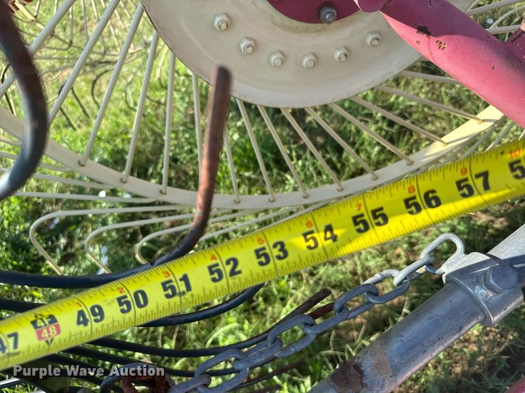 image for item ER2122 Case IH WRX301 hay rake