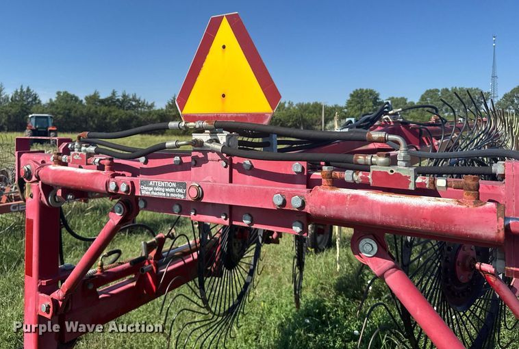 image for item ER2122 Case IH WRX301 hay rake