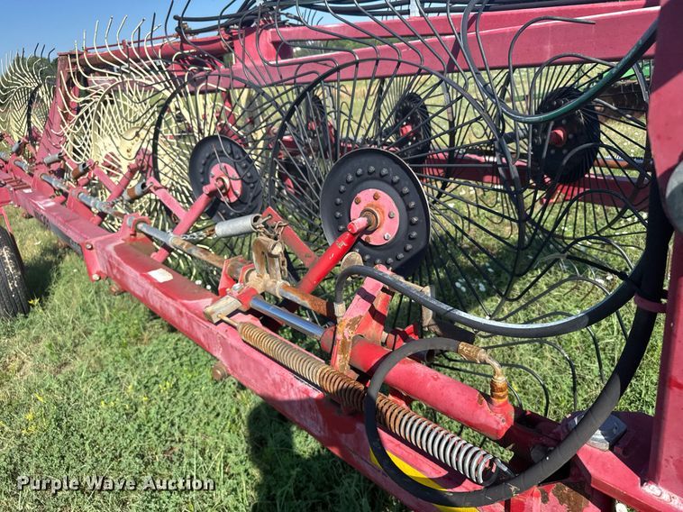 image for item ER2122 Case IH WRX301 hay rake