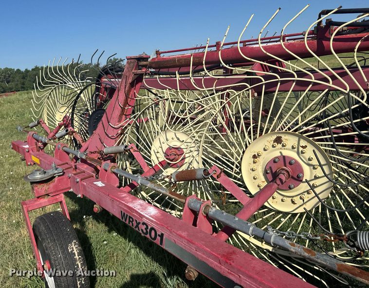 image for item ER2122 Case IH WRX301 hay rake