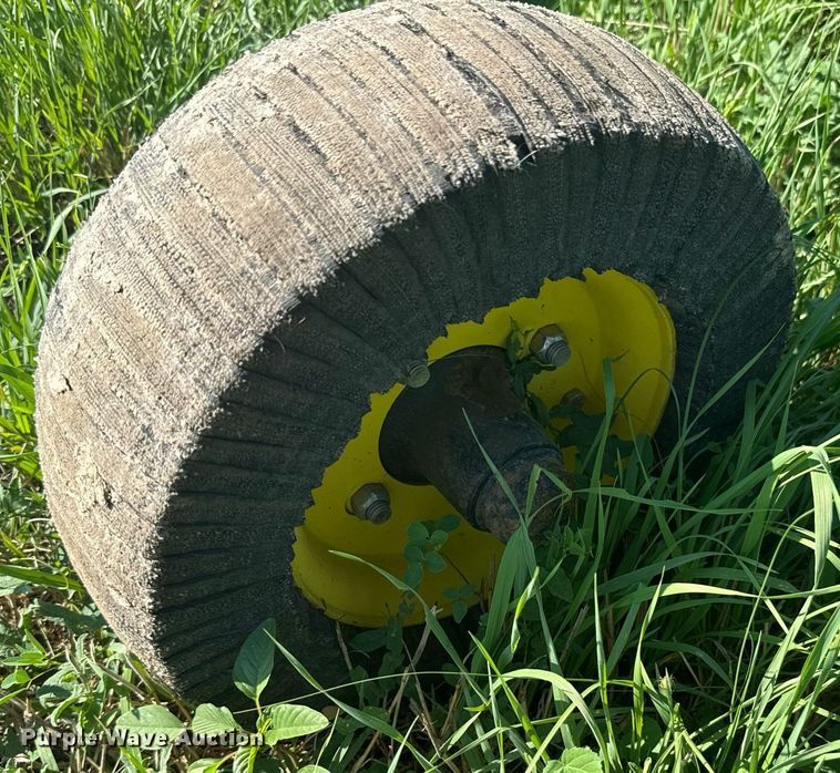 image for item ER2124 John Deere MX8 rotary mower