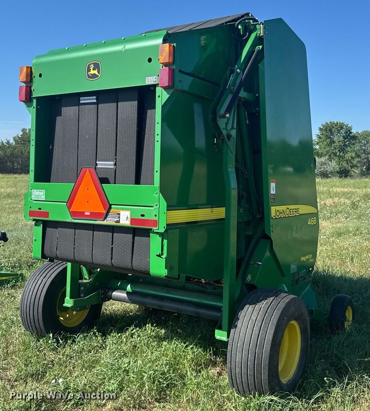 image for item ER2125 2012 John Deere 468 round baler