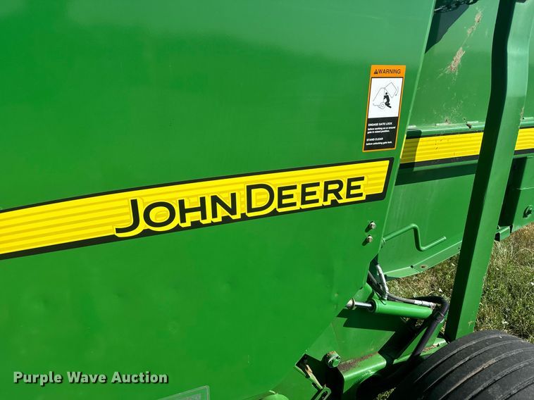 image for item ER2125 2012 John Deere 468 round baler